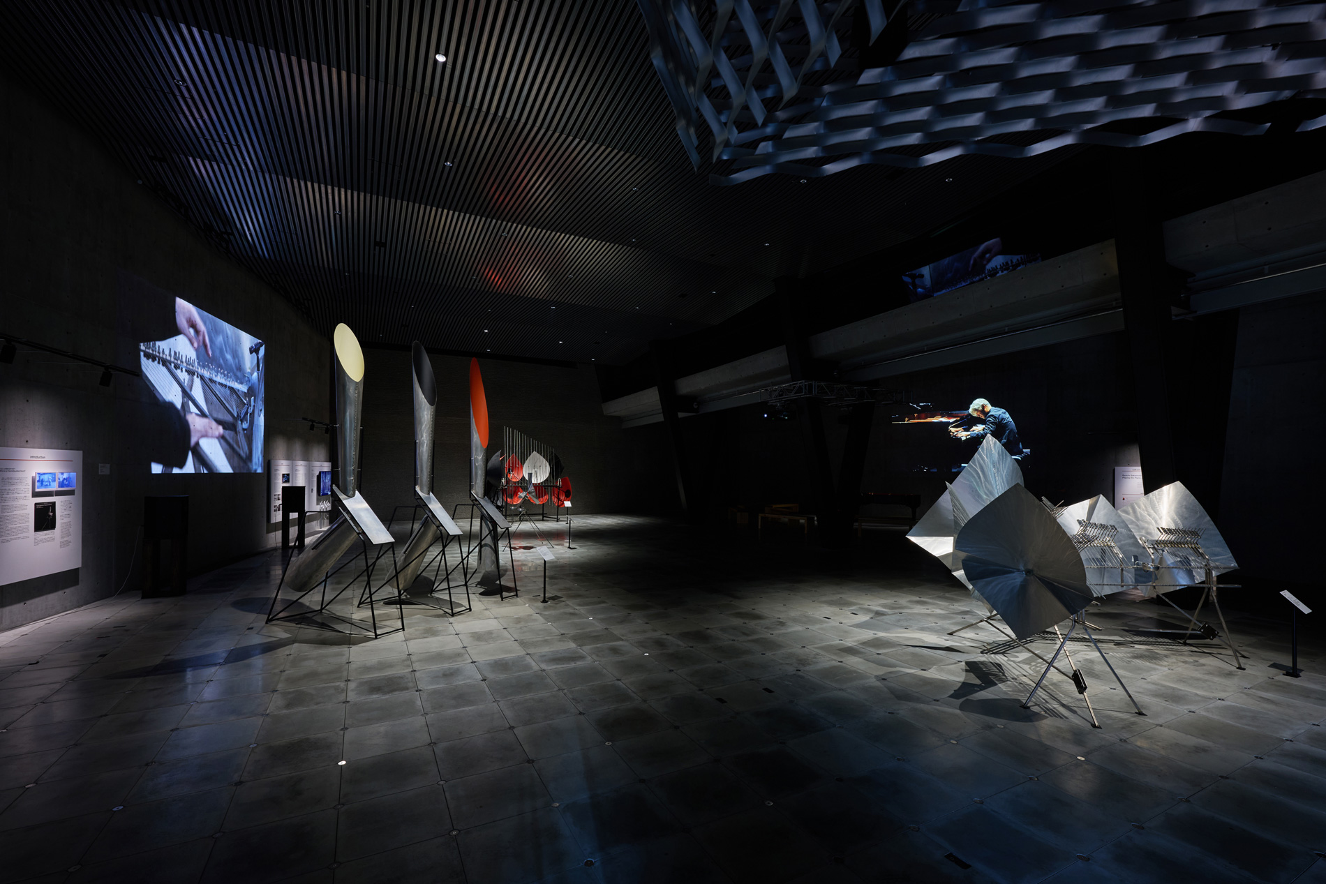 sakamotocommon バシェ 展示全体像